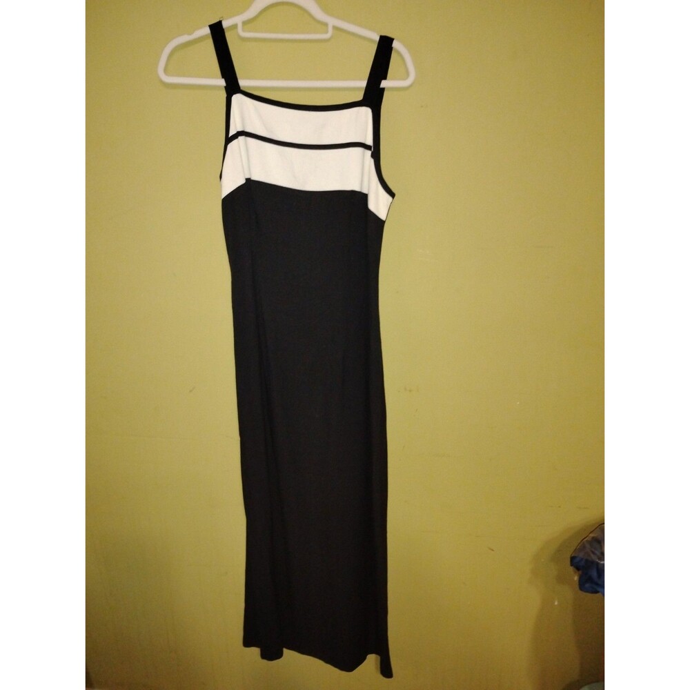 Helene Blake Y2K 90s Long Black sheath dress with Ivory color block top. 11/12